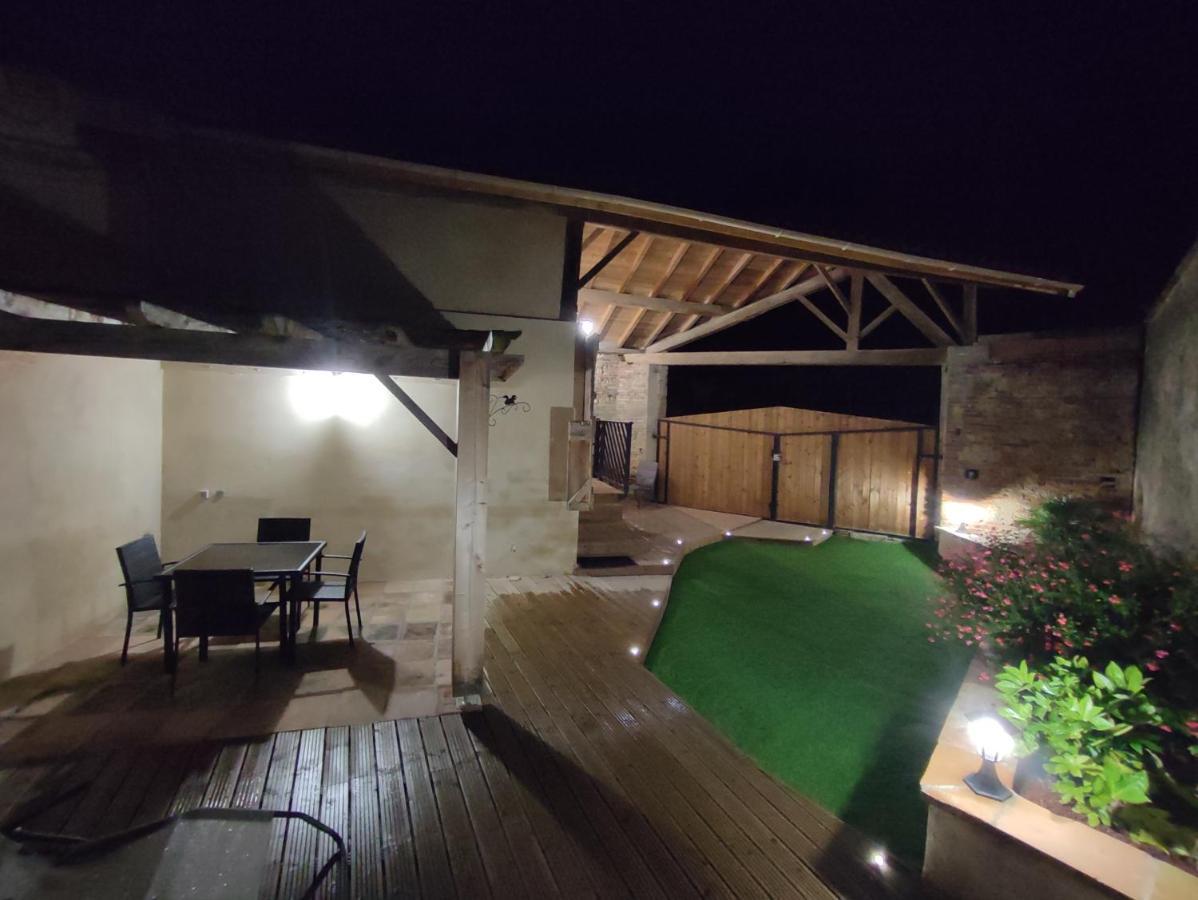 Gite Le Jardin Secret Et Gite Au Temps Suspendu Montpezat  ภายนอก รูปภาพ