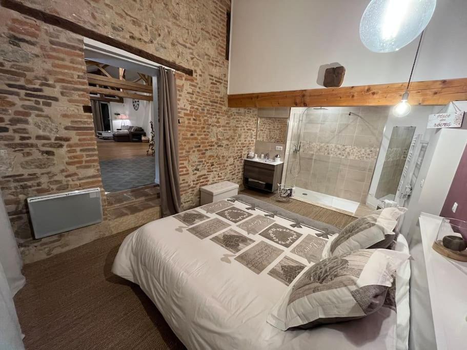 Gite Le Jardin Secret Et Gite Au Temps Suspendu Montpezat  ภายนอก รูปภาพ